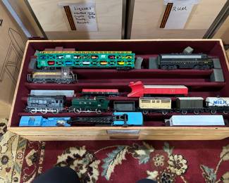 HO scale trains