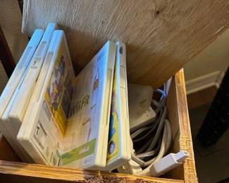 Wii System w/games/programs