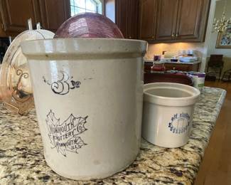 Mommouth Pottery Crock