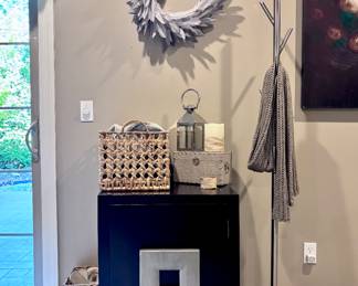 End Table / Accent Table