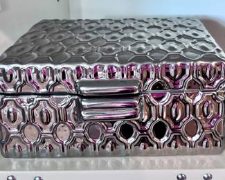 Silver Ceramic Vanity Box