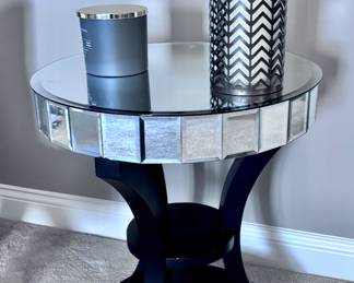Mirrored Round Table