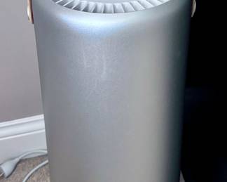 Molekule Air Pro Air Purifier with PECO-HEPA Tri-Power Filter