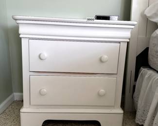Stanley wooden end table