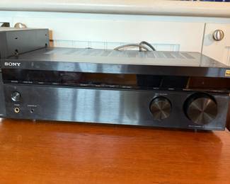 Sony STRDH590 5.2 Multi-Channel 4k
HDR AV Receiver with Bluetooth