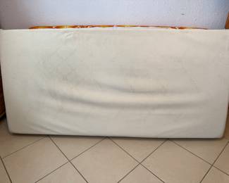 TEMPUR MEMORY FOAM TWIN SIZE MATTRESS