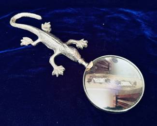 Lizard-Handle Magnifying Glass