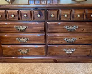 Dresser - Thomasville
