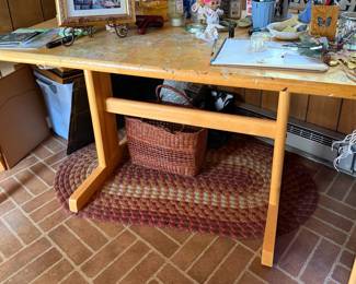Art Table 