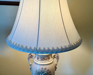 Urn Table Lamp