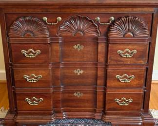 4 Drawer Chest - Thomasville