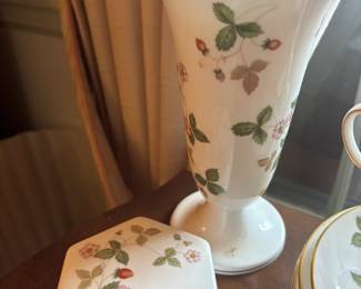 Wedgewood Wild Strawberry