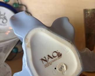 Nao by Lladro "Girl with Dove" Figurine