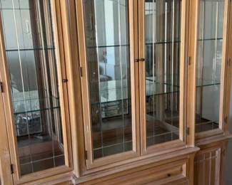 Thomasville China Hutch