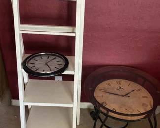 Clock table