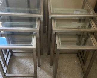 A Pair Of Nesting Three Piece Night Stands End Tables