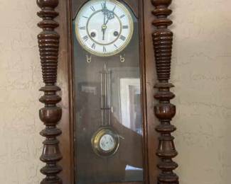 Lovely Wood And Glass Clock