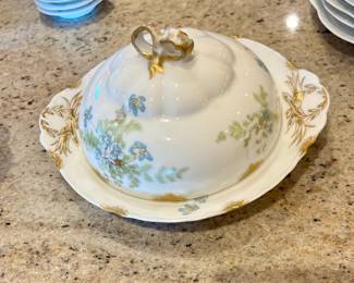 Haviland & Co. Limoges Blue Floral Dinnerware Set