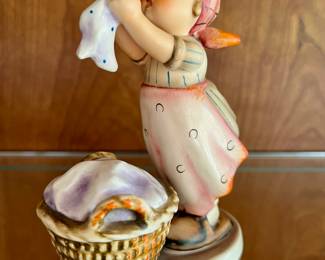 Goebel Hummel "Wash Day" Figurine