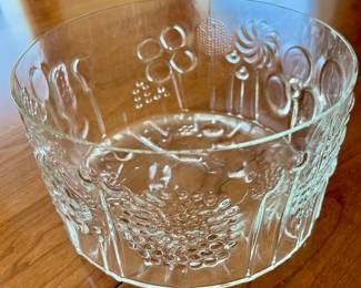 Textured Floral Embossed Glass Centerpiece Bowl