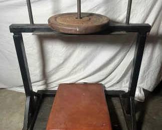 037 Vintage Squat Press