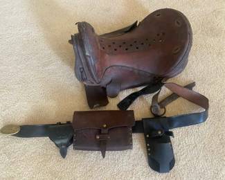 004 203 Leather Horse Saddle 