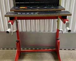 043 Collapsable Workstation