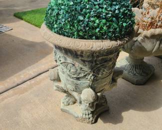 Concrete planters 