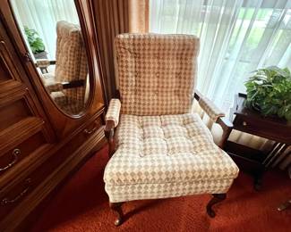 Upholstered Chair 