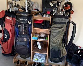 Golf stand, shoes, clubs