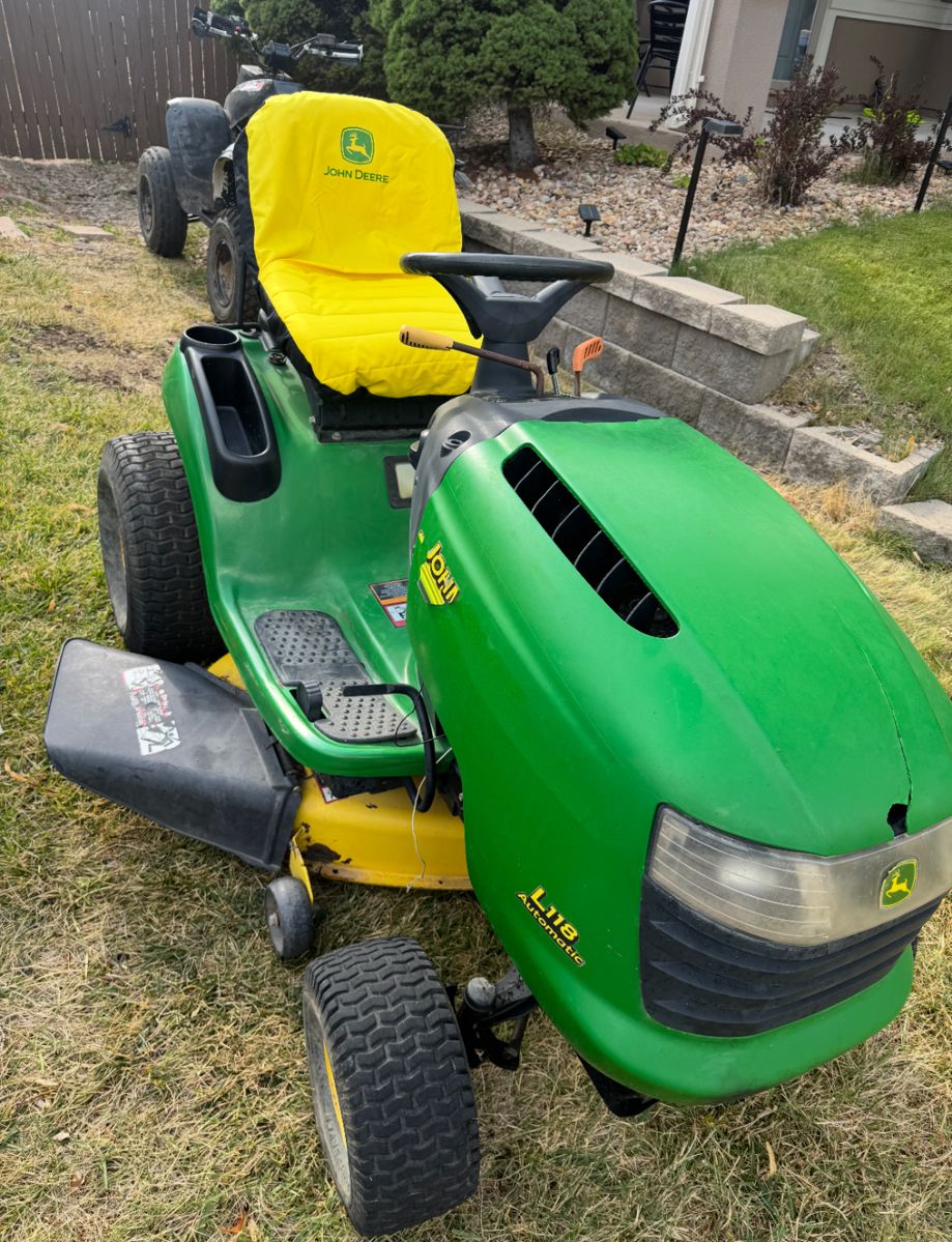 John Deere L118 Automatic Riding Lawn Tractor – 42” Mower Deck, 20 HP