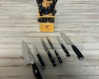 Zwilling J.A. Henckels Knife Block Set – German Stainless Steel Chef, Santoku, Paring & Utility Knives
