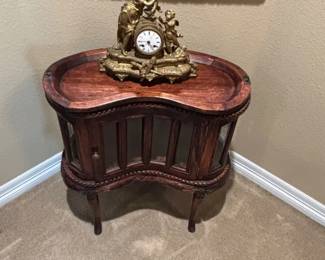 Antique Style Serpentine Wood Cabinet w/ Glass Sides & Gilt Figural Mantel Clock