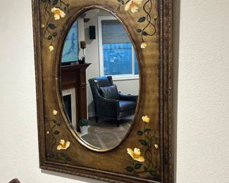 Vintage Style Wall Mirror – Rectangular Frame with Oval Glass & Hand-Painted Floral Design