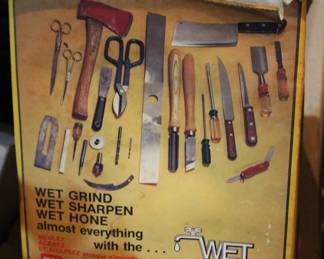 Wet Grind, Wet Sharpen Wet Hone