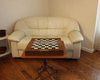Loveseat, Table Nice Chess Set