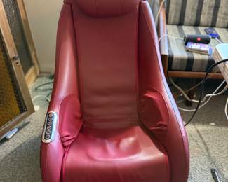 LIKE NEW MASSAGE CHAIR 