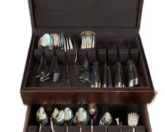 Vintage Retrobeu Silverware Set in Wooden Case


