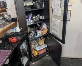 Cabinet