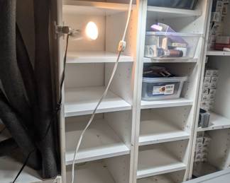 Modular shelving