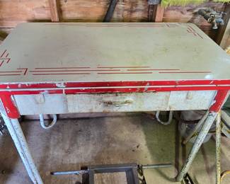 Antique Pull Out Leaves Kitchen Table