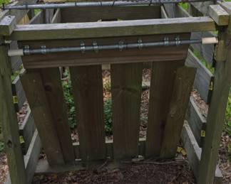 Large Animal Trap - Thinking Pigs
