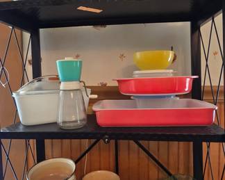 Kitchen Misc - Pyrex - Ice Bucket
