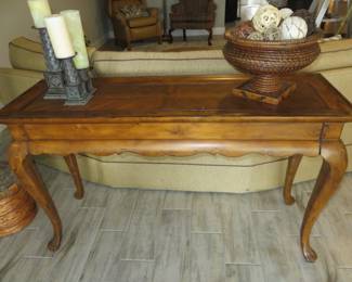 Solid Wood Clawfoot Console Foyer/Sofa Table