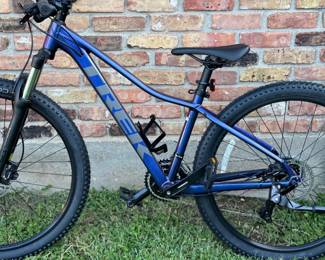 NEW TREK (Small Frame)