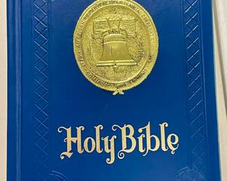 “American Revolutionary Bicentennial Celebration - Commemorative Edition - 
Holy Bible”