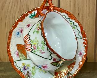 ANTIQUE ASIAN CUP/SAUCER