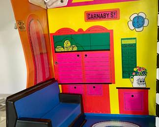 VINTAGE 1968 “BARBIE FAMILY HOUSE”