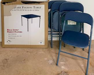 FOLDING TABLE & 4-CHAIRS
