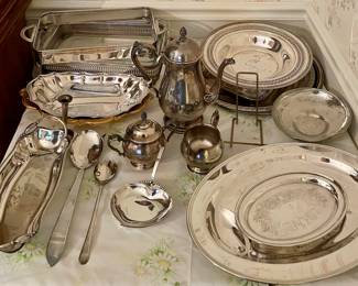 SILVERPLATE SERVEWARE